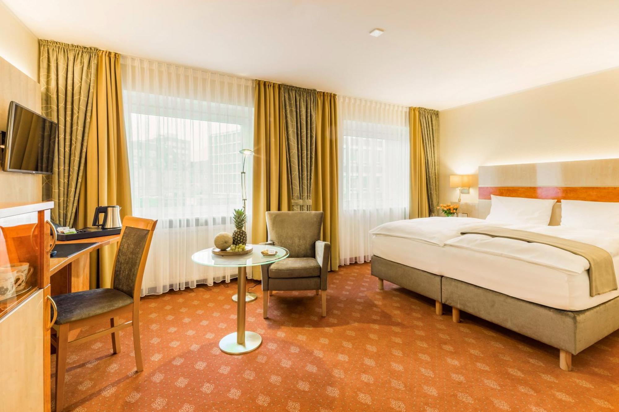 Hotel Essener Hof; Sure Collection By Western 4*